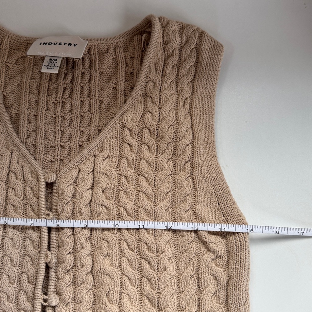 Industry Knit Vest Sweater Size M - Picture 6 of 7